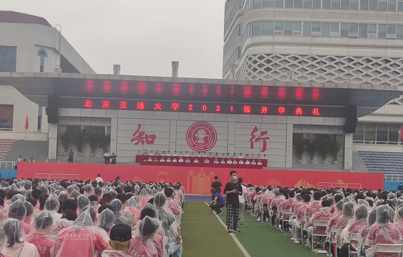 草莓视频官方网站系统中的音箱要采用双功放驱动